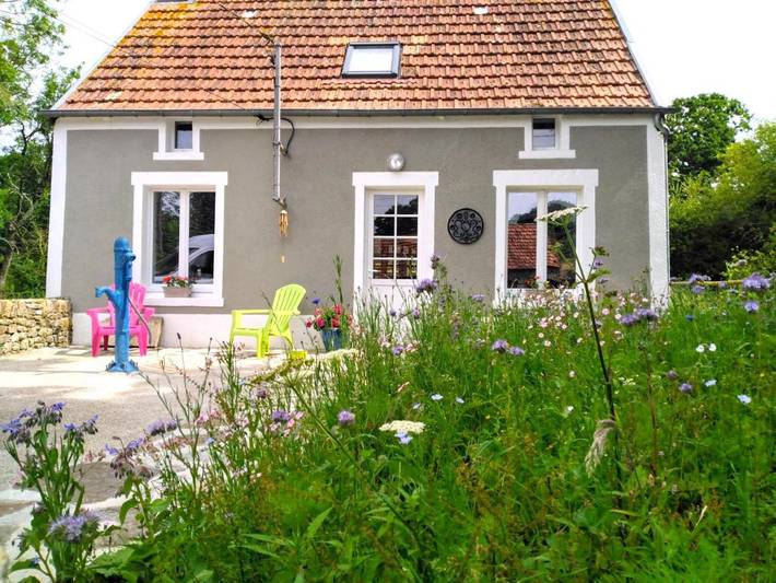 Location de vacances pour 5 personnes, avec vue et jardin à Saint-Maurice-en-Cotentin