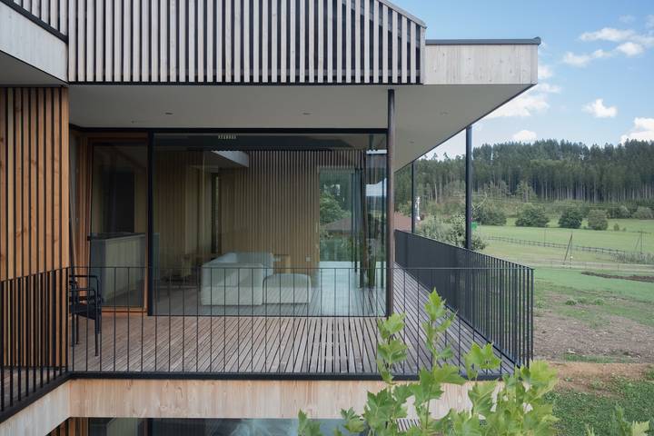 Appartement entier, Appartement calme avec vue panoramique sur la verdure, deux balcons et parking in Donaueschingen, Forêt-Noire centrale
