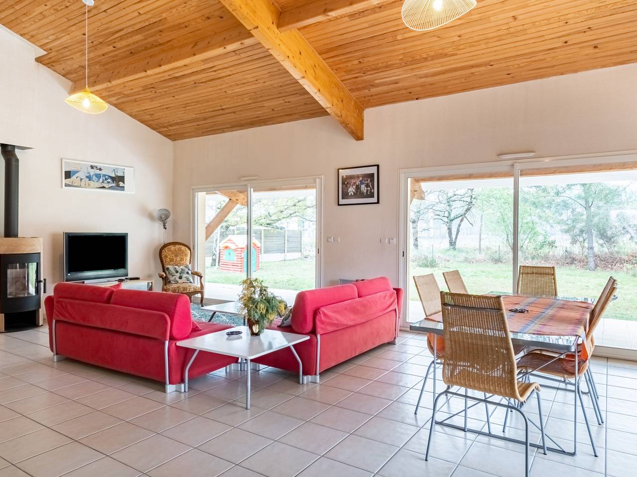 Grande maison familiale 4 chambres, 140m², proche forêt, terrasse et jardin clos, Biscarrosse in Biscarrosse (bourg), Biscarrosse
