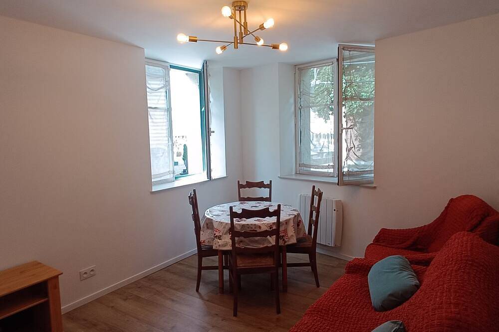 Entire apartment, 559 / 5 000\narras Grand'Place Gîte, Duplex, Parking Included in Arras, Arras region