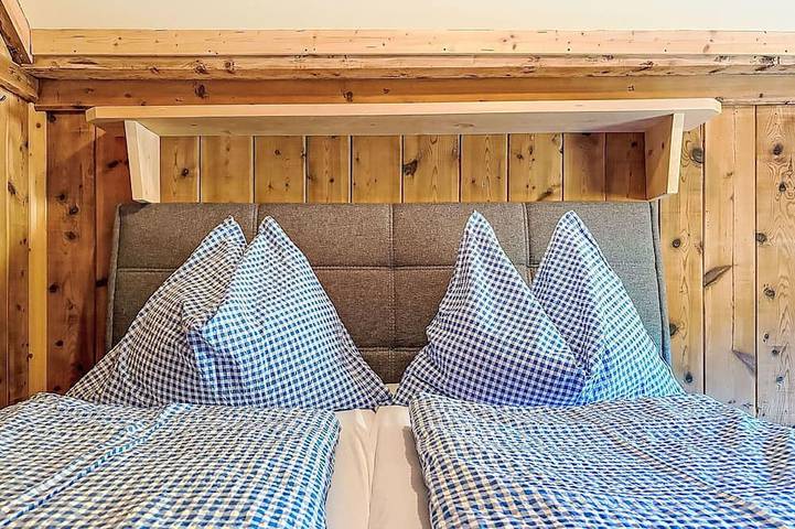 Schönes alleinstehendes Ferienhaus mit  W-Lan, Tv, Terrasse, Haustiere erlaubt und Panoramablick in Forstau, Ski Amadé