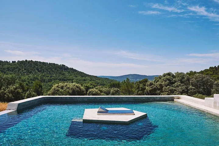 Chambre d’hôte pour 2 personnes, avec piscine ainsi que jardin et vue - 1
