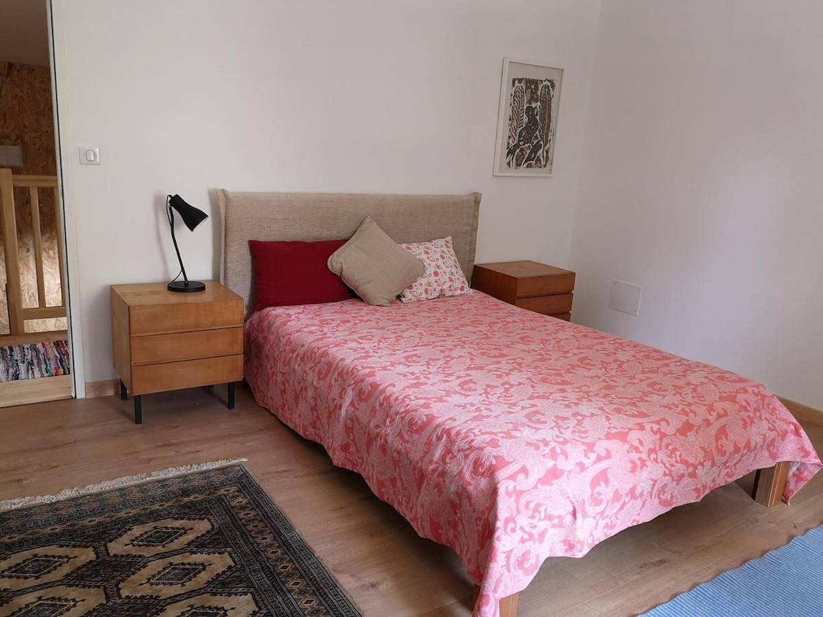 Appartement entier, Three-Bedroom Apartment in Beaumont-sur-Lèze, Haute-Garonne