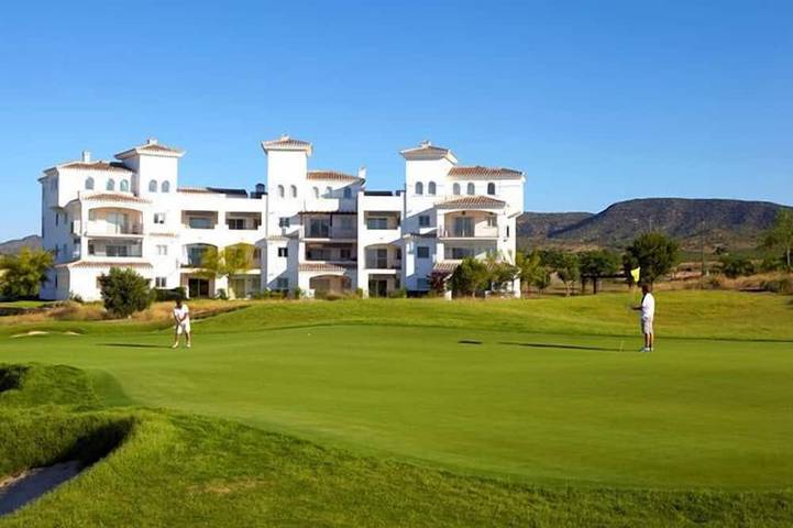 Ferienwohnung für 5 Personen, mit Balkon und Pool in Murcia