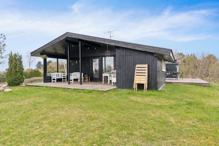 Ferienhaus für 6 Personen, mit Terrasse und Garten sowie Seeblick und Ausblick in Vellerup - 3
