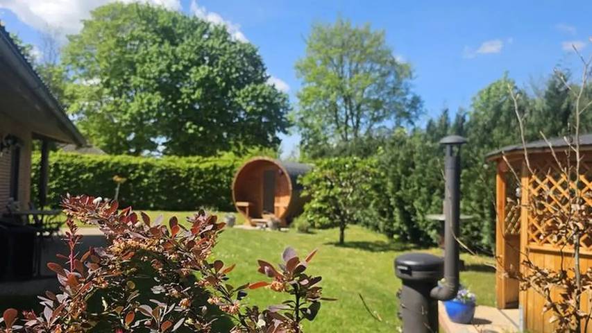 Ferienhaus für 4 Personen, mit Garten und Sauna in Mecklenburgische Seenplatte - 2