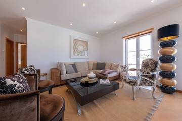 Vacation Rental for 6 Guests in São Sebastião, São Gonçalo de Lagos, Picture 4