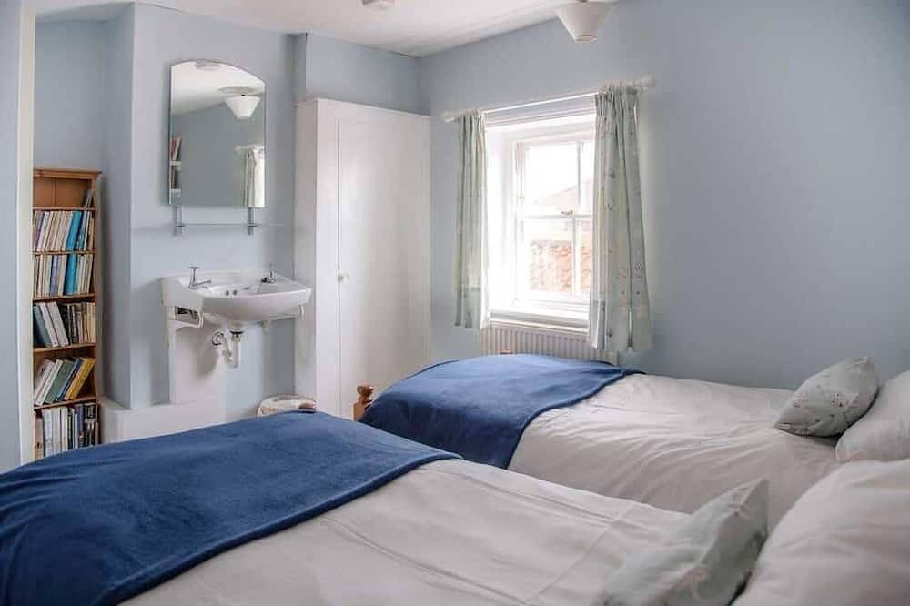 Stowaway Cottage, Aldeburgh in Aldeburgh, Suffolk