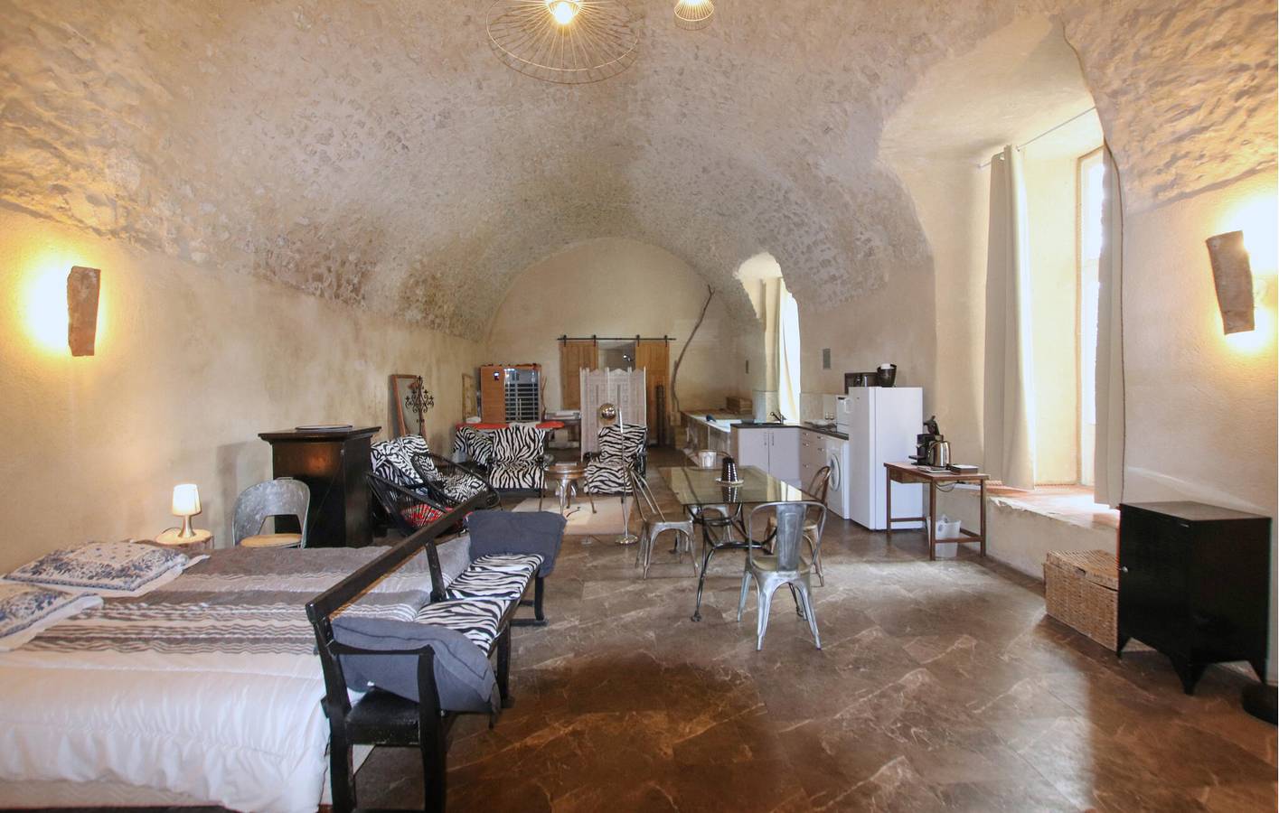 Apartamento vacacional entero, Encantador apartamento con piscina y jardín, a 200 m de Viviers in Viviers, Privas