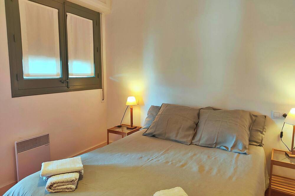 Apartamento entero, T3 · Charming seaside escape with stunning views in Aigua Xelida, Tamariu