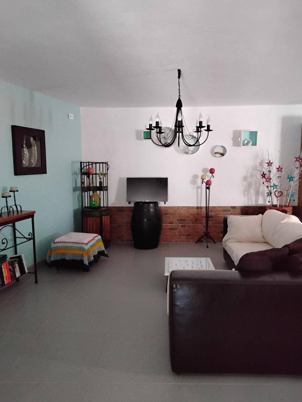 Ganze Wohnung, Apartment „Sol Lua House“ mit Gemeinschaftspool, Wlan und Klimaanlage in Fátima, Santarém Distrikt