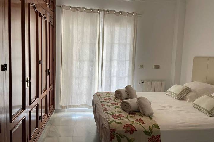 Appartement entier, Confort, emplacement de choix, Wifi & climatisation. in Playa Carabeíllo, Nerja