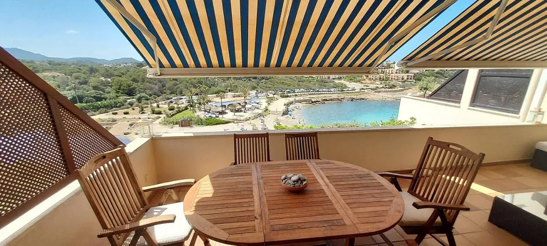 Apartamento de vacaciones para 4 personas, con piscina además de jardín y vistas - 1