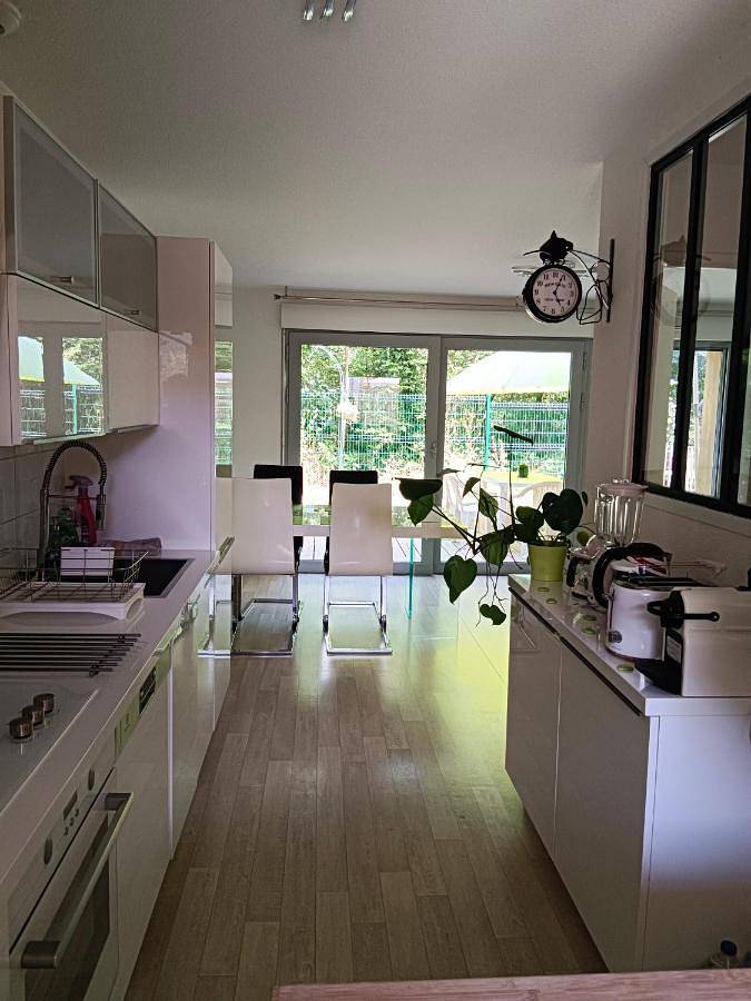 Location de vacances pour 6 personnes, avec jardin et jacuzzi à Blanquefort - 3