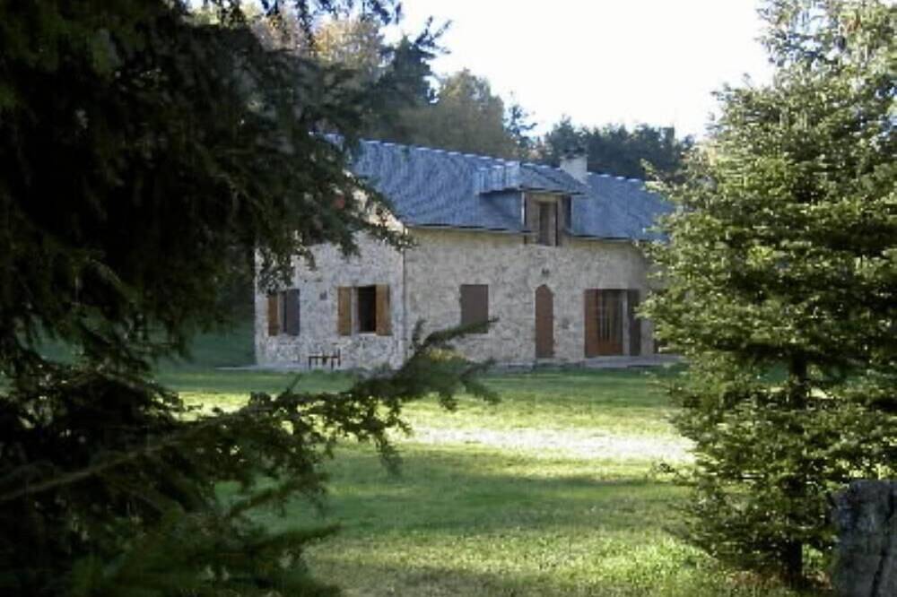Maison de caractère proche village in Fournels, Région de Mende