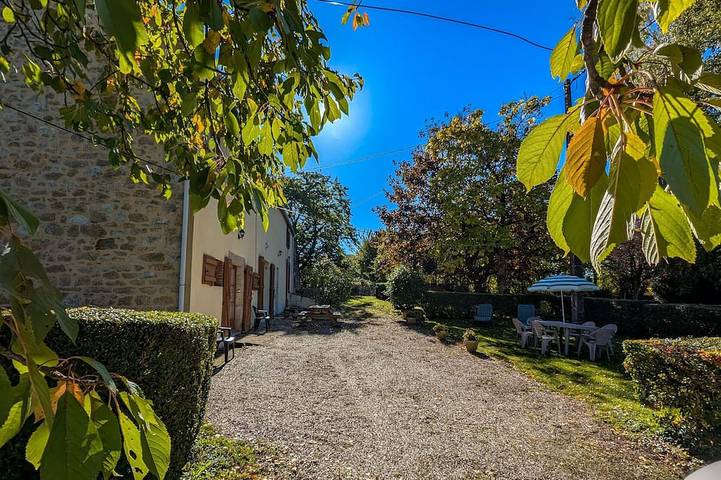 Gîte pour 6 personnes, avec Jardin