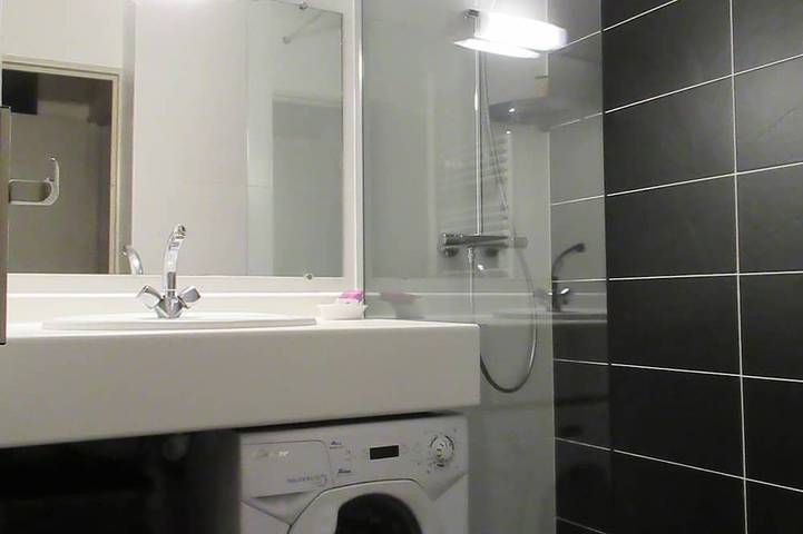 Apartamento entero, Cabina T2 6 pers. En el corazón del parque spa Sensoria, a 150 metros de las góndolas. in Saint-Lary-Soulan, Parque nacional de los Pirineos