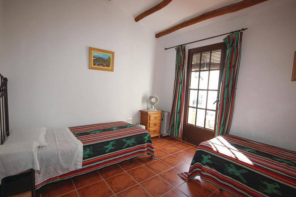 Nice home in Montejaque with swimming pool in Montejaque, Province de Málaga