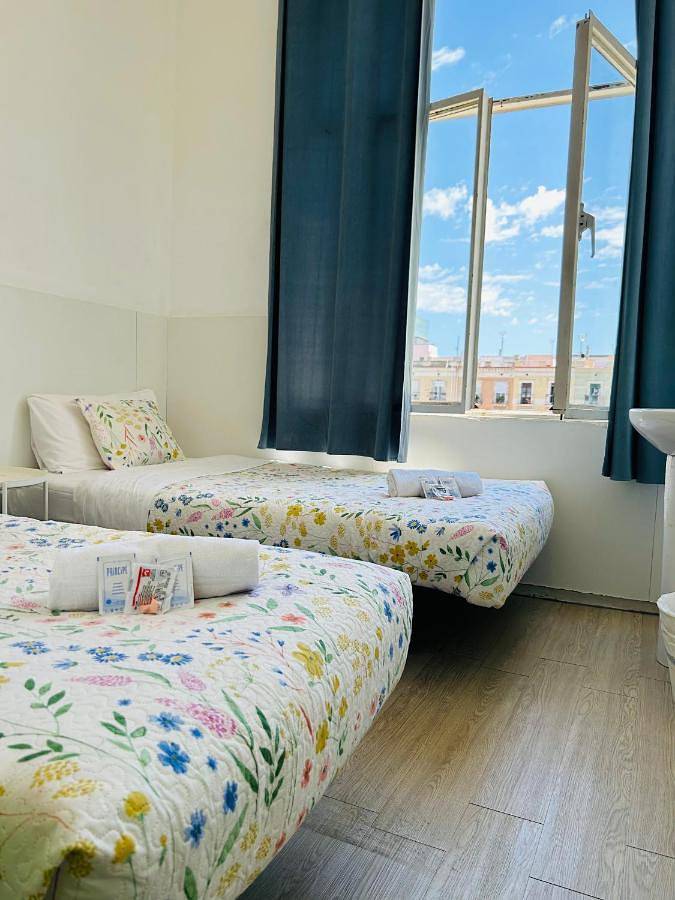 Central and Basic Universitat for Young Hostel in Barcelona Centre, Βαρκελώνη