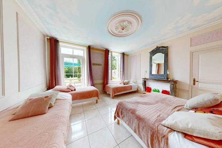 Gîte pour 30 personnes, avec Balcon et Jardin dans Tessy-Bocage - 3