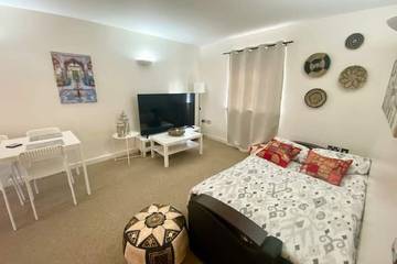 Apartment for 6 People in Northampton, Northamptonshire, Photo 3