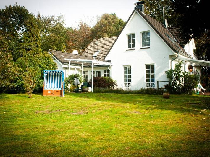 Ferienhaus für 3 Personen, mit Terrasse und Garten, mit Haustier in Nebel