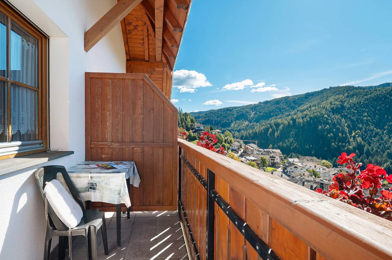 Ganze Wohnung, Apartment 'Melcherhof Schwarzhorn' mit Bergblick, Gemeinschaftsgarten und Wlan in Truden im Naturpark, Südtirol