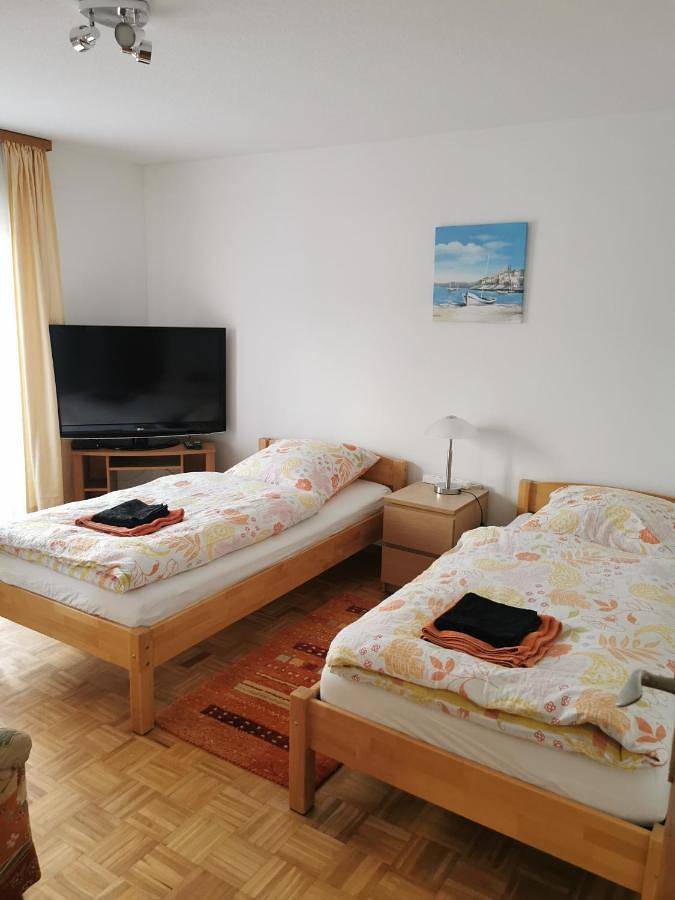 Ferienwohnung für 5 Personen, mit Balkon und Terrasse sowie Ausblick