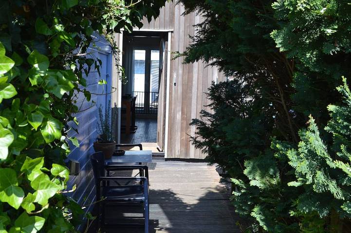 Hausboot für 4 Personen, mit Terrasse und Pool in Amsterdam