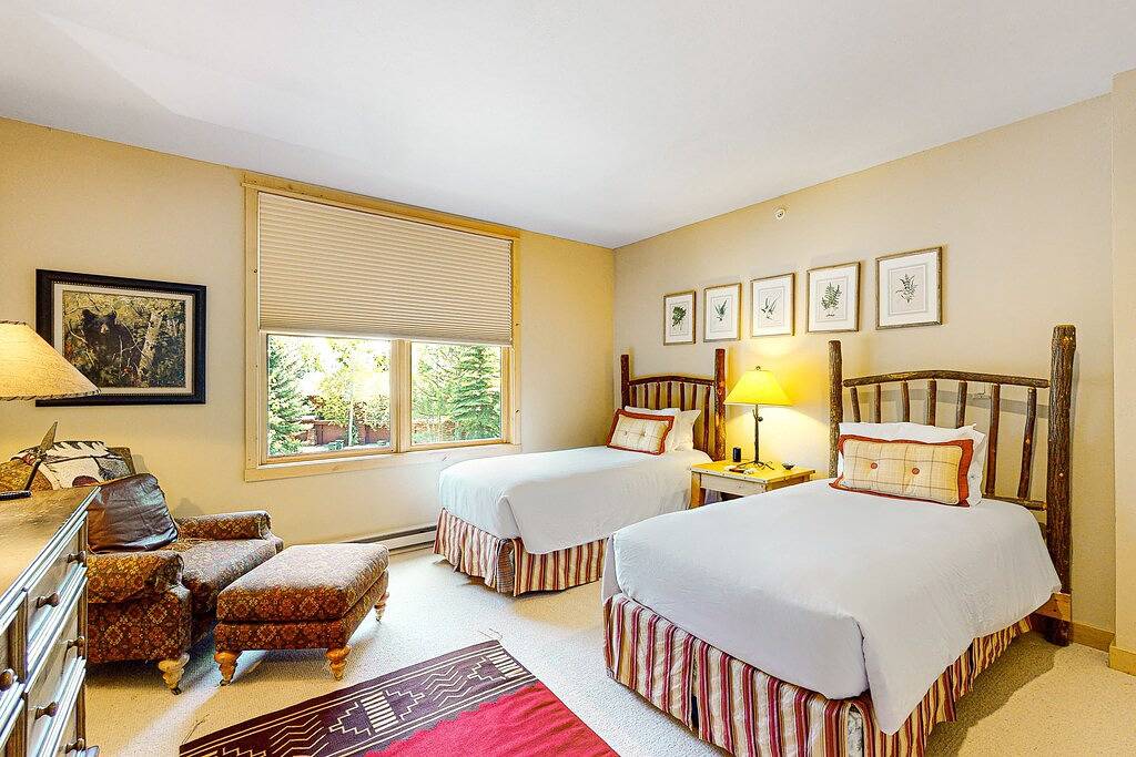 Ganze Wohnung, Spacious, ski-in/out home with furnished patio, private hot tub & grill in Teton Village, Grand Teton Nationalpark