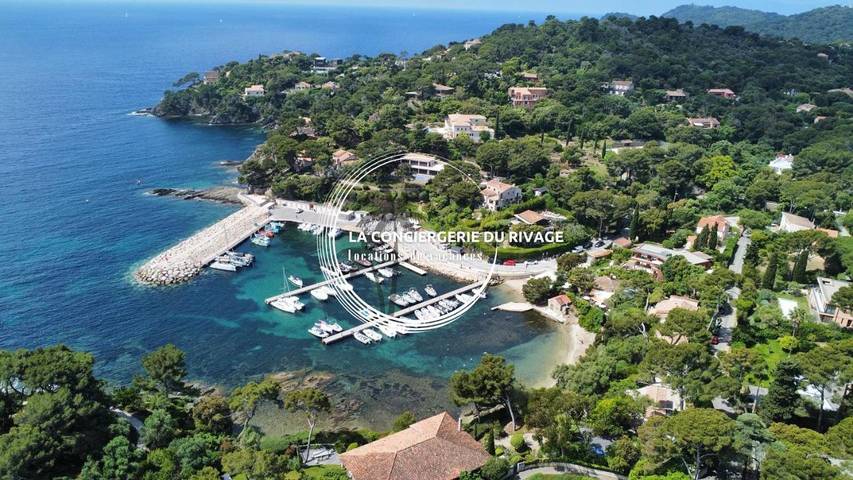 Location de vacances pour 12 personnes, avec jardin ainsi que piscine et vue dans Port du Niel - 4