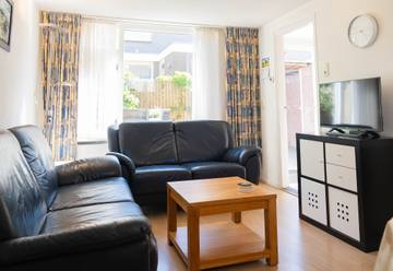 Ferienhaus für 3 Personen, mit Terrasse und Balkon/Terrasse in Egmond