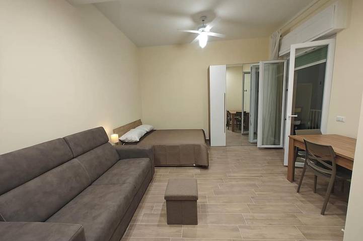 Appartamento intero, Terrae Balcony (Central Sicily Loft) Monolocale moderno hi-tech a Caltanissetta. in Caltanissetta, Provincia di Caltanissetta