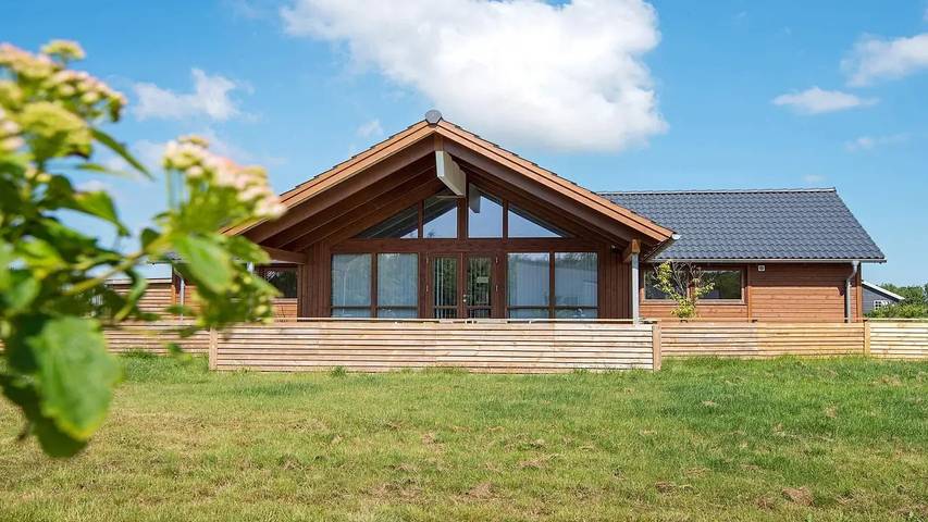 Ferienhaus für 7 Personen, mit Garten und Whirlpool sowie Sauna, mit Haustier