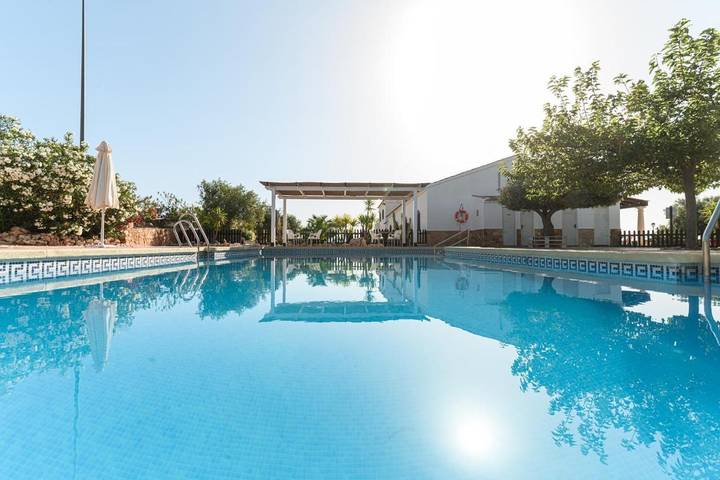 Casa rural para 8 personas, con Terraza y Jardín además de Piscina y Vistas en Provincia de Almería
