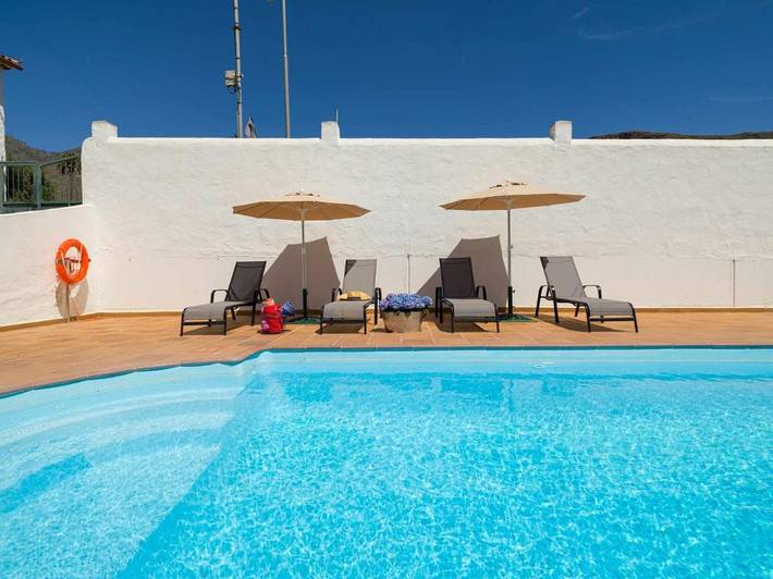 Casa rural para 3 personas, con balcón además de piscina y jardín en Santa Lucía de Tirajana - 4