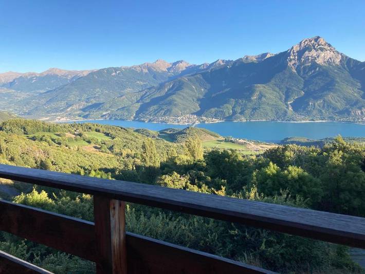 Gîte pour 8 personnes, avec vue sur le lac ainsi que vue et jardin à Saint-Apollinaire - 4