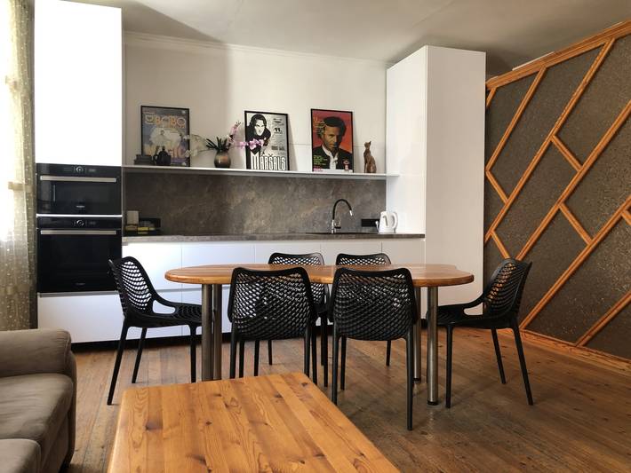 Entire apartment, Riga Old City - 4 Bedroom Apartment in Riga, Livonia