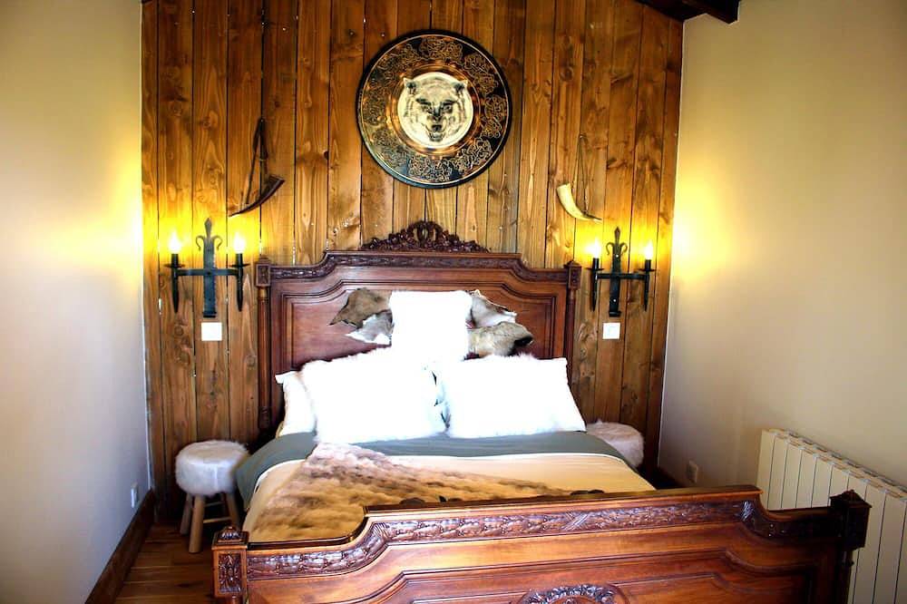 Chambre Viking Lodge Medievale in Lantignié, Beaujolais