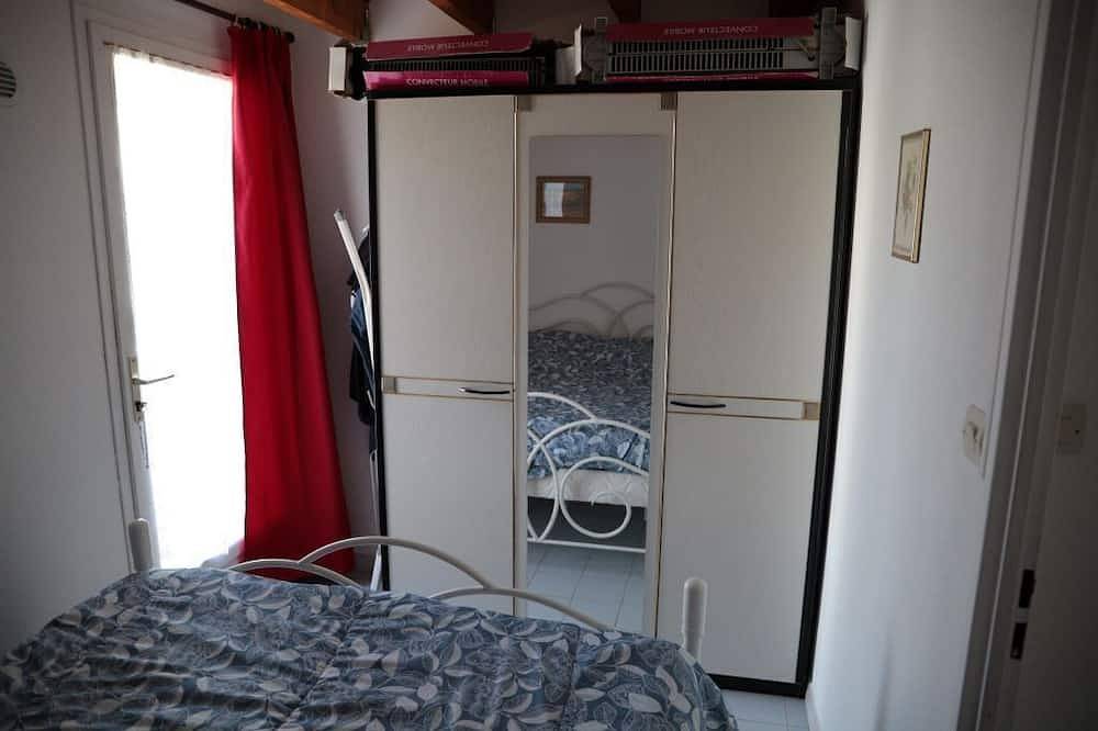 Air-conditioned villa 150 m from the beach. Pets allowed in Portiragnes Plage, Portiragnes