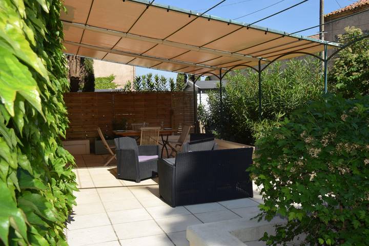 Gîte pour 4 personnes, avec jardin à Capestang - 2