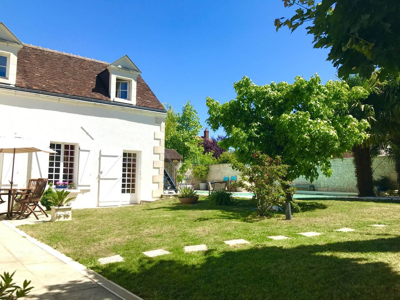 Au 9 de la rue, chambre d'hôtes avec piscine. - Chambre in Saint-Georges-sur-Cher, Région de Blois