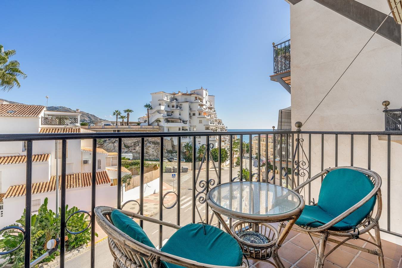 Casa Vacacional 'El Tesorillo Andalúz' con Vistas al Mar, Wi-Fi y Aire Acondicionado in Velilla-Taramay, Almuñecar