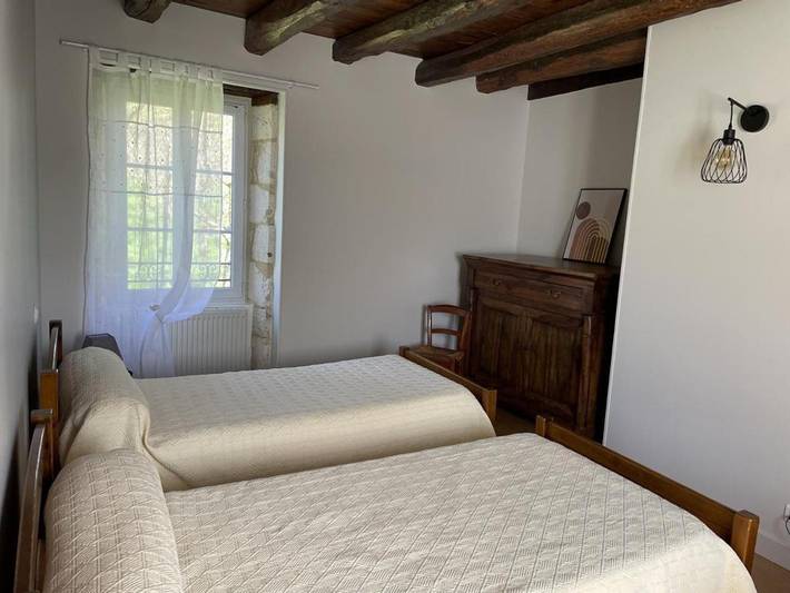 Location de vacances pour 7 personnes, avec jardin et terrasse à Jayac - 3