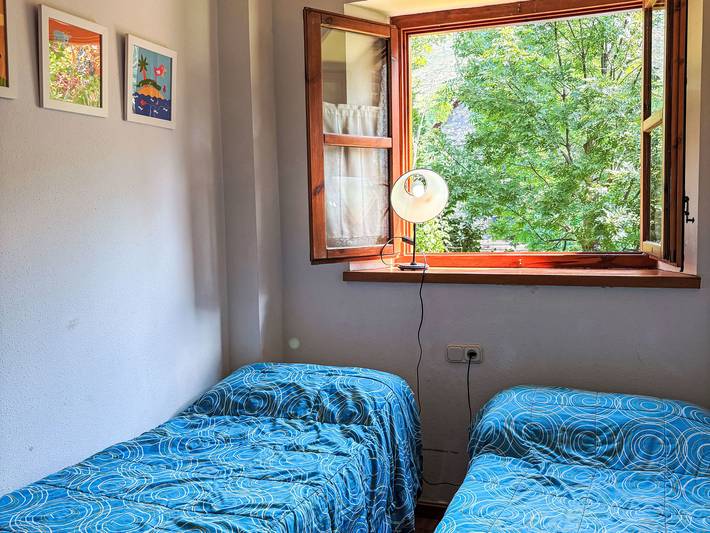 Gîte pour 6 personnes, avec jardin dans Vallee De Boi