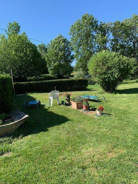 Location de vacances pour 2 personnes, avec jardin et vue à Saulgond - 4