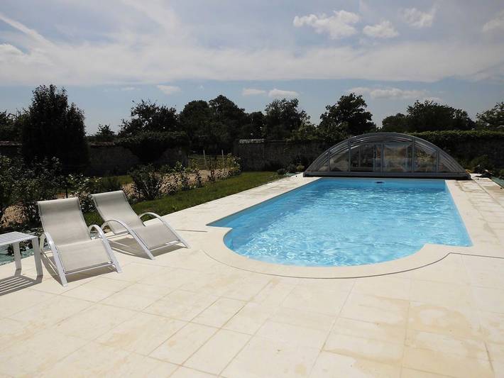 Charmante maison à la ferme avec piscine, jardin privatif et pêche près de Paris in La Chapelle-Fortin, Dreux und Umgebung
