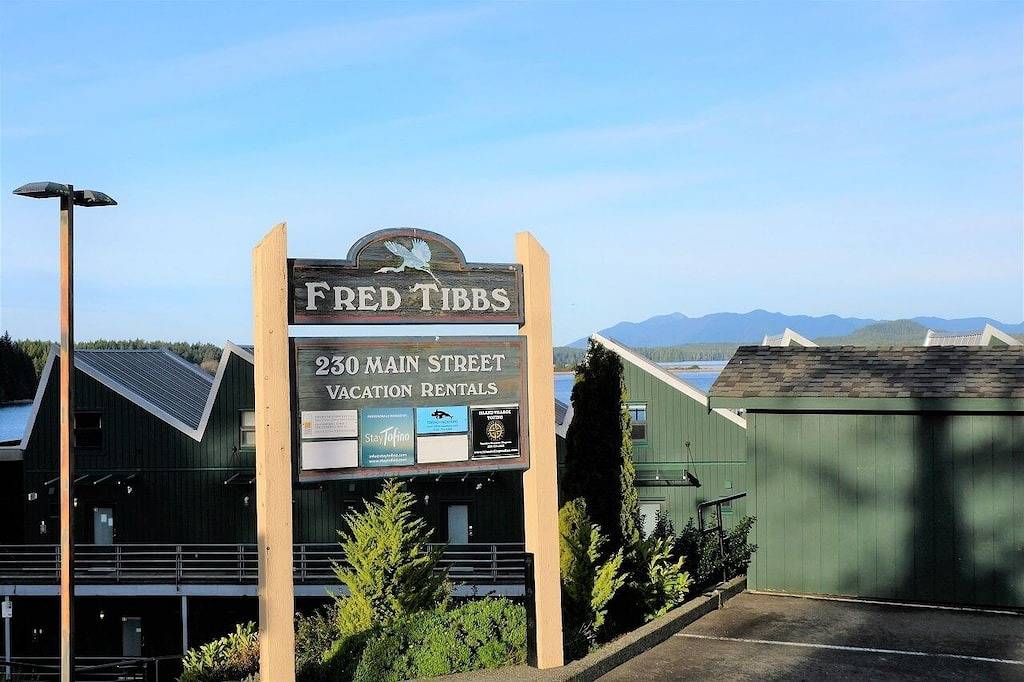 Ganze Wohnung, Tofino Waterfront Eco Condo - Waterfront downtown location in Tofino, Alberni-Clayoquot Regional District