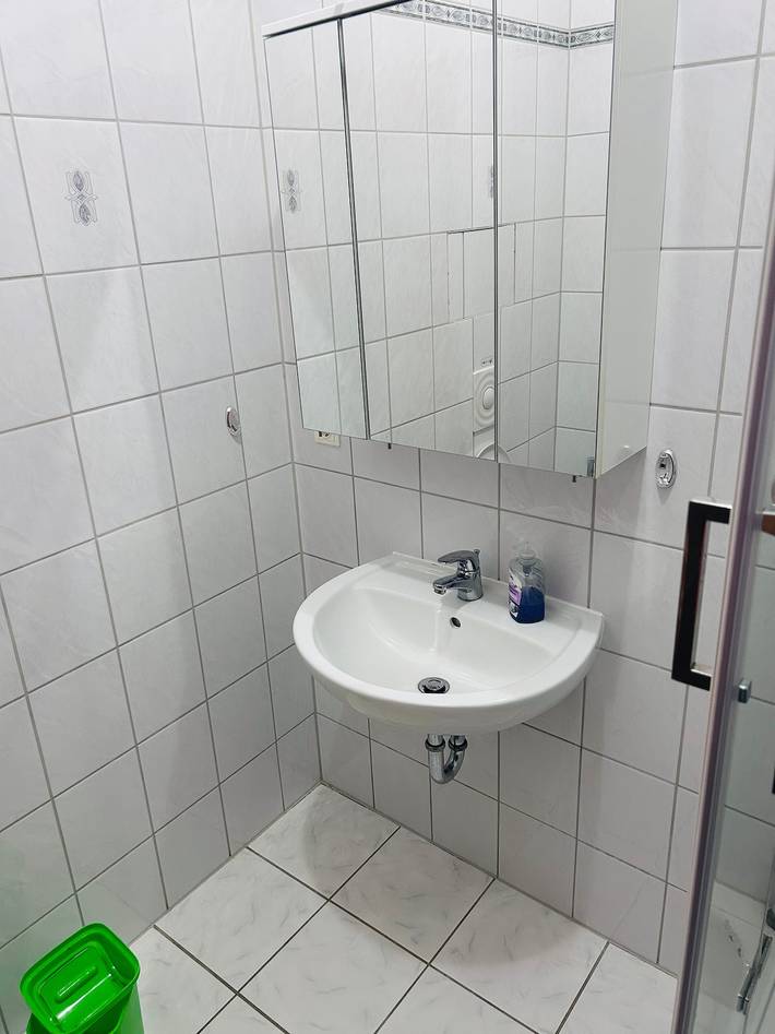 Ganze Wohnung, Apartment ‚Fewo Mariella‘ mit privater Terrasse und Wlan in Drei Kaiserbäder, Heringsdorf