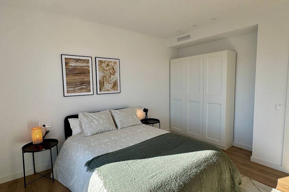 Entire apartment, Fabuloso Tríplex en Mataró, a 10 Min. de la Playa! in Mataró, Costa del Maresme